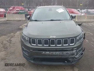 2018 Jeep Compass Latitude z VIN 3C4NJDBB3JT480371, wystawiony jako IAAI lot #41732821 z przebiegiem 73 578 mil mil oraz . Historia ofert i sprzedaży dostępna na DreamBid. Obrazek 6.