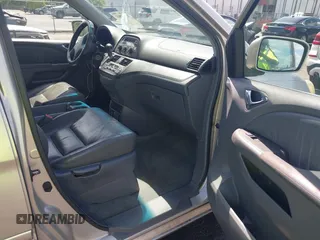 2006 Honda Odyssey EX-L with VIN 5FNRL387X6B429688, listed as a IAAI auction lot 42152841 with 178,806 mi miles and . Bid and sale history available at DreamBid. Image 5.