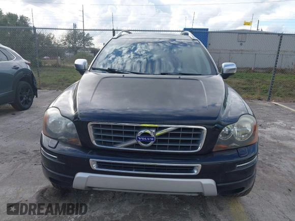 2014 Volvo XC90 with VIN YV4952CY3E1685910, listed as a IAAI auction lot 41195149 with 161,674 mi miles. Bid and sale history available at carsss.com. Image 11.