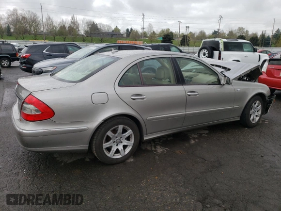 2008 Mercedes-Benz E 320 with VIN WDBUF22X98B323435, listed as a Copart auction lot 51623005 with 108,676 mi miles and Salvage Title. Bid and sale history available at DreamBid. Image 3.