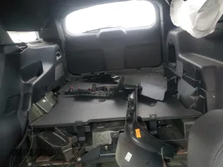 2020 Ford Police Interceptor Utility z VIN 1FM5K8AB9LGA97902, wystawiony jako Copart lot #45096225 z przebiegiem 93 845 mil mil oraz Szkody całkowita. Historia ofert i sprzedaży dostępna na DreamBid. Obrazek 10.
