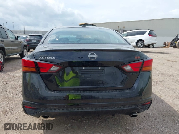 2024 Nissan Altima 2.5 SR with VIN 1N4BL4CV9RN373526, listed as a IAAI auction lot 42131350 with 19,121 mi miles. Bid and sale history available at carsss.com. Image 16.