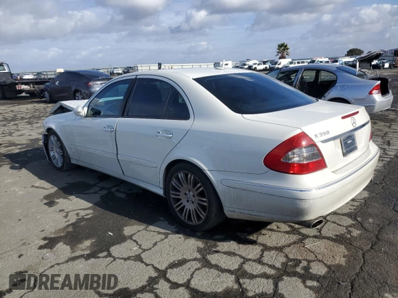 2007 Mercedes-Benz E-Class 3.5L with VIN WDBUF56X47B084760, listed as a Copart auction lot 84942024 with 117,213 mi miles and Salvage Title. Bid and sale history available at carsss.com. Image 2.