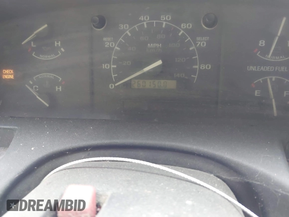1992 Ford F-150 with VIN 1FTEX15Y2NKB09237, listed as a IAAI auction lot 42654726 with 260,150 mi miles and . Bid and sale history available at DreamBid. Image 7.