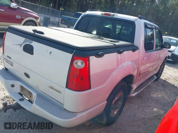2005 Ford Explorer Sport Trac XLS z VIN 1FMZU67K15UA48284, wystawiony jako IAAI lot #41430056 z przebiegiem 279 584 mil mil oraz . Historia ofert i sprzedaży dostępna na DreamBid. Obrazek 4.