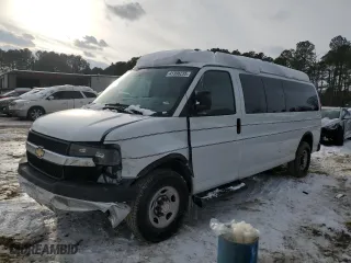 2019 Chevrolet Express Passenger LT with VIN 1GAZGPFG6K1214321, listed as a Copart auction lot 41398235 with 109,557 mi miles and Salvage Title. Bid and sale history available at carsss.com. Image 1.