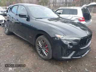 2020 Maserati Levante S GranSport z VIN ZN661YUS6LX350437, wystawiony jako IAAI lot #41528940 z przebiegiem 42 826 mil mil oraz . Historia ofert i sprzedaży dostępna na DreamBid. Obrazek 1.
