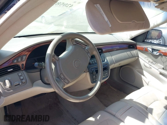 2004 Cadillac DeVille z VIN 1G6KD54Y74U236897, wystawiony jako IAAI lot #42058904 z przebiegiem 75 226 mil mil oraz . Historia ofert i sprzedaży dostępna na DreamBid. Obrazek 13.