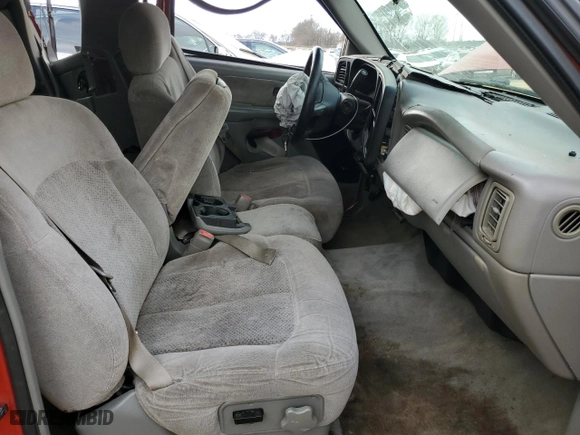 2000 Chevrolet Silverado 1500 LS with VIN 2GCEC19T2Y1327337, listed as a Copart auction lot 44022595 with 339,013 mi miles and Salvage Title. Bid and sale history available at carsss.com. Image 7.