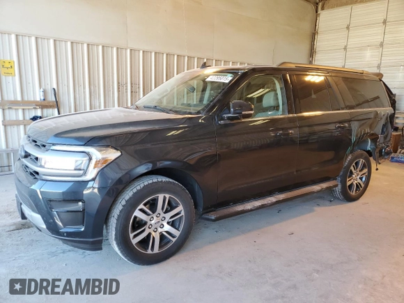 2024 Ford Expedition Max XLT with VIN 1FMJK1H80REA52884, listed as a Copart auction lot 42295015 with 17,469 mi miles and Salvage title. Bid and sale history available at DreamBid. Image 1.