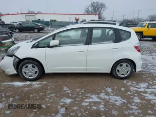 2012 Honda Fit с VIN JHMGE8H39CC040950, выставлен на аукционе IAAI как лот 41606412 с пробегом 120 193 миль миль и . История ставок и продаж доступна на DreamBid. Изображение 14.