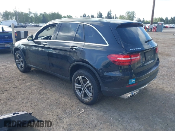 2019 Mercedes-Benz GLC 350e z VIN WDC0G5EB0KF568293, wystawiony jako IAAI lot #42179212 z przebiegiem Nie podano mil oraz . Historia ofert i sprzedaży dostępna na DreamBid. Obrazek 3.