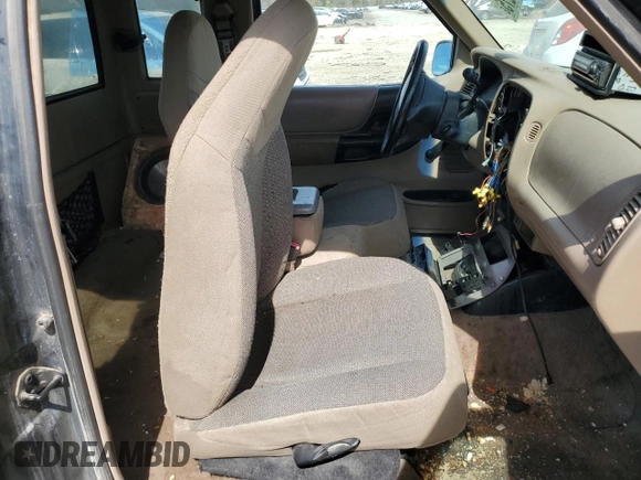 2000 Ford Ranger XL with VIN 1FTZR15V9YPA61700, listed as a Copart auction lot 49213275 with 189,054 mi miles and Salvage Title. Bid and sale history available at DreamBid. Image 10.