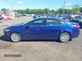 2016 Ford Fusion SE Hybrid with VIN 3FA6P0LU9GR154646, listed as a IAAI auction lot 42307247 with 181,445 mi miles and . Bid and sale history available at DreamBid. Image 14.