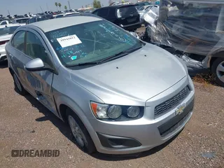 2014 Chevrolet Sonic LT with VIN 1G1JC5SH1E4229324, listed as a IAAI auction lot 39945012 with Not Provided miles and . Bid and sale history available at DreamBid. Image 1.