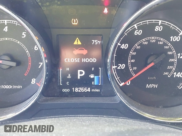 2012 Mitsubishi Outlander Sport SE with VIN JA4AP4AU8CZ000170, listed as a IAAI auction lot 41636634 with 182,664 mi miles. Bid and sale history available at carsss.com. Image 7.