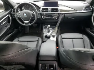 2018 BMW 3 Series 330i z VIN WBA8B9G53JNV00383, wystawiony jako Copart lot #60149505 z przebiegiem 152 711 mil mil oraz Czysty tytuł • Clean title. Historia ofert i sprzedaży dostępna na DreamBid. Obrazek 8.