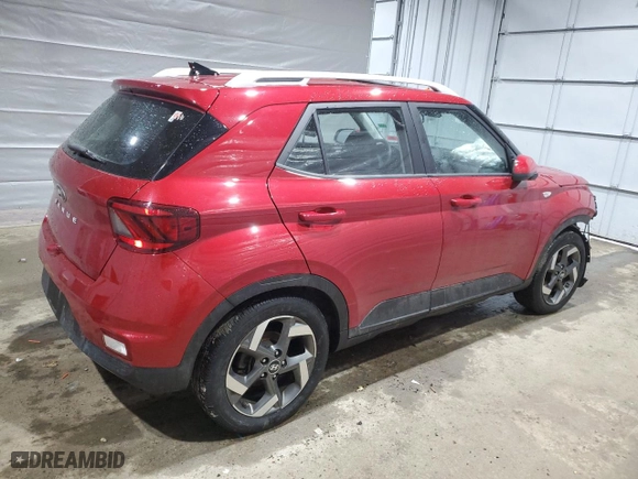 2022 Hyundai Venue SEL with VIN KMHRC8A38NU181480, listed as a Copart auction lot 47584545 with 34,591 mi miles and Salvage Title. Bid and sale history available at carsss.com. Image 3.