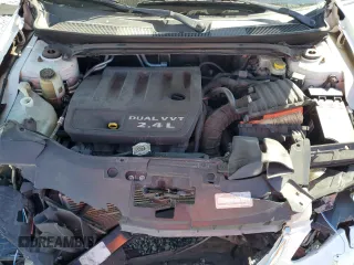 2011 Chrysler 200 Touring with VIN 1C3BC1FB1BN614399, listed as a Copart auction lot 44334155 with 170,372 mi miles and Salvage Title. Bid and sale history available at carsss.com. Image 11.
