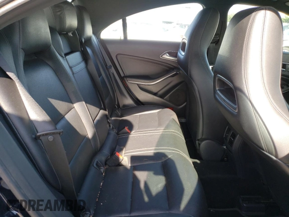 2018 Mercedes-Benz CLA 250 with VIN WDDSJ4EB9JN513510, listed as a Copart auction lot 61871585 with 124,877 mi miles and Clean title. Bid and sale history available at DreamBid. Image 10.