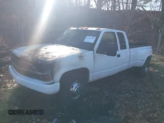 1989 GMC Sierra 1500 with VIN 2GTHC39N1K1566184, listed as a IAAI auction lot 41816485 with 139,556 mi miles and . Bid and sale history available at DreamBid. Image 2.