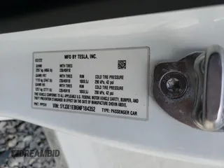 2022 Tesla Model 3 Long Range z VIN 5YJ3E1EB6NF184352, wystawiony jako Copart lot #55636845 z przebiegiem 30 891 mil mil oraz Szkody całkowita. Historia ofert i sprzedaży dostępna na DreamBid. Obrazek 13.