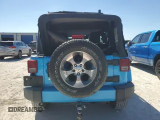 2018 Jeep Wrangler JK Unlimited Sahara with VIN 1C4BJWEG0JL899909, listed as a Copart auction lot 73563804 with 95,244 mi miles and Salvage Title. Bid and sale history available at carsss.com. Image 6.