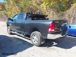 2018 Ram 2500 Tradesman with VIN 3C6UR5CJ4JG275190, listed as a IAAI auction lot 40623047 with 85,121 mi miles. Bid and sale history available at carsss.com. Image 3.