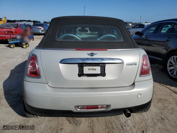 2015 MINI Cooper Convertible with VIN WMWZN3C50FT861992, listed as a Copart auction lot 84189754 with 0 mi miles and Salvage Title. Bid and sale history available at carsss.com. Image 6.