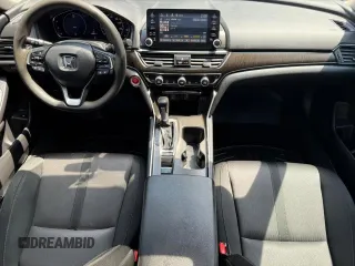 2019 Honda Accord EX z VIN 1HGCV1F46KA033016, wystawiony jako Copart lot #61506535 z przebiegiem 199 851 mil mil oraz Czysty tytuł • Clean title. Historia ofert i sprzedaży dostępna na DreamBid. Obrazek 9.