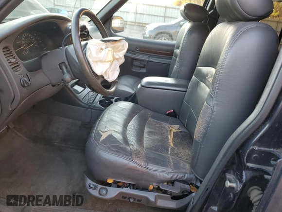 1999 Ford Explorer XLT с VIN 1FMZU32PXXZB74828, выставлен на аукционе Copart как лот 83683914 с пробегом 208 537 миль миль и Списание • Salvage title. История ставок и продаж доступна на DreamBid. Изображение 7.