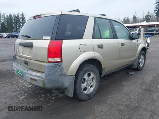 2002 Saturn VUE with VIN 5GZCZ23D92S830947, listed as a IAAI auction lot 41836156 with 121,752 mi miles. Bid and sale history available at carsss.com. Image 4.