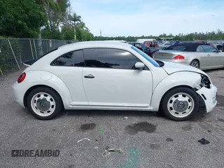2015 Volkswagen Beetle Fleet Edition with VIN 3VWF17AT2FM656714, listed as a IAAI auction lot 42698040 with 72,348 mi miles and . Bid and sale history available at DreamBid. Image 14.