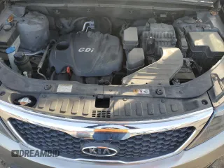 2013 Kia Sorento EX with VIN 5XYKUDA63DG371371, listed as a Copart auction lot 85863984 with 180,749 mi miles and Clean Title. Bid and sale history available at carsss.com. Image 12.