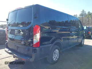 2017 Ford Transit XL z VIN 1FBZX2ZM1HKB13397, wystawiony jako IAAI lot #41647229 z przebiegiem 74 549 mil mil oraz . Historia ofert i sprzedaży dostępna na DreamBid. Obrazek 4.
