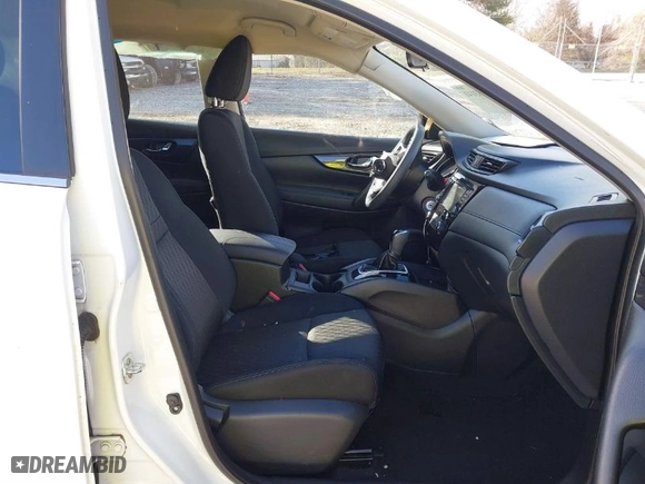 2018 Nissan Rogue SV with VIN KNMAT2MT1JP558153, listed as a IAAI auction lot 41083141 with 40251 miles. Bid and sale history available at carsss.com. Image 5.