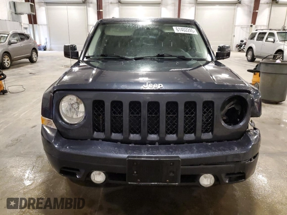 2014 Jeep Patriot Sport with VIN 1C4NJPBA3ED925535, listed as a Copart auction lot 61402245 with 98,582 mi miles and Salvage title. Bid and sale history available at DreamBid. Image 5.