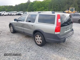 2006 Volvo XC70 with VIN YV4SZ592X61220505, listed as a IAAI auction lot 42034424 with 237,683 mi miles. Bid and sale history available at carsss.com. Image 3.