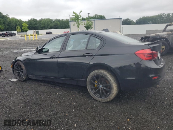 2017 BMW 3 Series 320i xDrive z VIN WBA8A3C34HA067209, wystawiony jako Copart lot #61074805 z przebiegiem 93 838 mil mil oraz Szkoda całkowita • Salvage title. Historia ofert i sprzedaży dostępna na DreamBid. Obrazek 2.