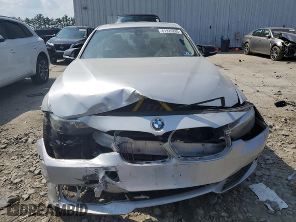 2013 BMW 3 Series 328i xDrive with VIN WBA3B5G56DNS00182, listed as a Copart auction lot 61920285 with Not provided miles and Salvage title. Bid and sale history available at DreamBid. Image 5.