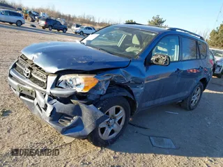 2011 Toyota RAV4 with VIN 2T3BF4DV1BW085191, listed as a IAAI auction lot 41304241 with 207,238 mi miles. Bid and sale history available at carsss.com. Image 2.
