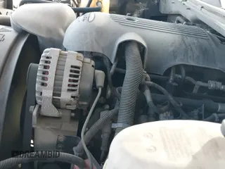 2004 Chevrolet Silverado 2500 LT с VIN 1GCGC23U54F104017, выставлен на аукционе IAAI как лот 42249741 с пробегом Не указан миль и . История ставок и продаж доступна на DreamBid. Изображение 19.