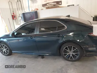 2021 Toyota Camry SE Nightshade with VIN 4T1G11AK8MU477688, listed as a IAAI auction lot 41289412 with 63,746 mi miles. Bid and sale history available at carsss.com. Image 14.
