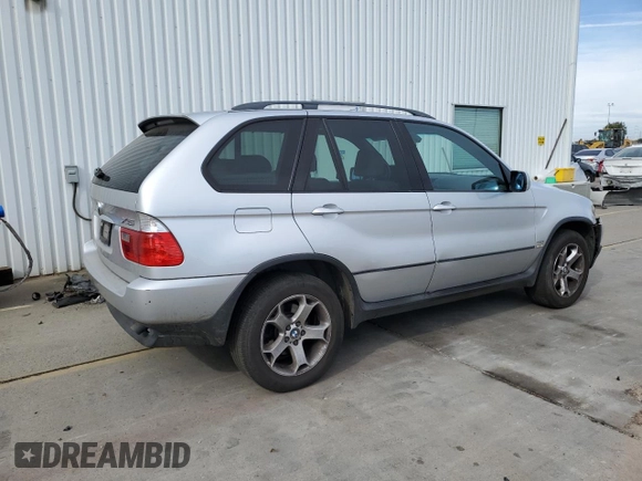 2004 BMW X5 3.0i with VIN 5UXFA13504LU20025, listed as a Copart auction lot 78745834 with 164,088 mi miles and Salvage Title. Bid and sale history available at carsss.com. Image 3.