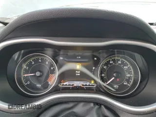 2014 Jeep Cherokee Trailhawk with VIN 1C4PJMBS4EW187085, listed as a Copart auction lot 64106985 with 166,467 mi miles and Clean title. Bid and sale history available at DreamBid. Image 9.