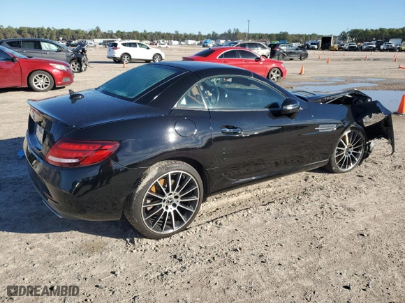 2019 Mercedes-Benz SLC with VIN WDDPK3JA2KF160422, listed as a Copart auction lot 82179423 with NaN miles. Bid and sale history available at carsss.com. Image 3.