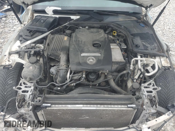 2016 Mercedes-Benz C 300 Luxury z VIN 55SWF4KBXGU105525, wystawiony jako Copart lot #62748765 z przebiegiem 108 688 mil mil oraz Szkoda całkowita • Salvage title. Historia ofert i sprzedaży dostępna na DreamBid. Obrazek 11.