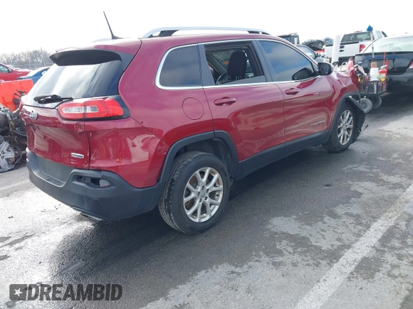 2016 Jeep Cherokee Latitude with VIN 1C4PJLCS1GW239526, listed as a IAAI auction lot 41117287 with 121,928 mi miles. Bid and sale history available at carsss.com. Image 4.