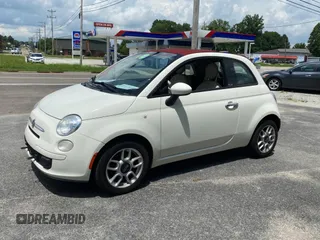 2013 FIAT 500 Pop z VIN 3C3CFFDR2DT754389, wystawiony jako Copart lot #65988685 z przebiegiem 114 127 mil mil oraz Czysty tytuł • Clean title. Historia ofert i sprzedaży dostępna na DreamBid. Obrazek 2.
