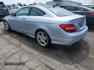 2015 Mercedes-Benz C 350 with VIN WDDGJ8JB6FG401746, listed as a Copart auction lot 62316664 with 141,594 mi miles and Salvage title. Bid and sale history available at DreamBid. Image 2.